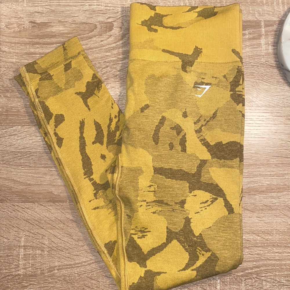 Gymshark Adapt Camo Seamless
